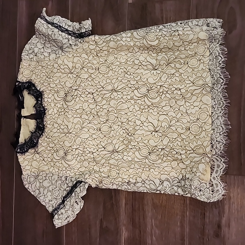 Azelhazel lace blouse